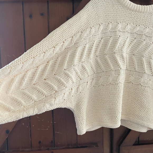 Planet Gold Juniors' Crop Sweater NWT - Picture 2 of 6